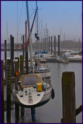 Boote in Wedel kommen aus dem Winterlager